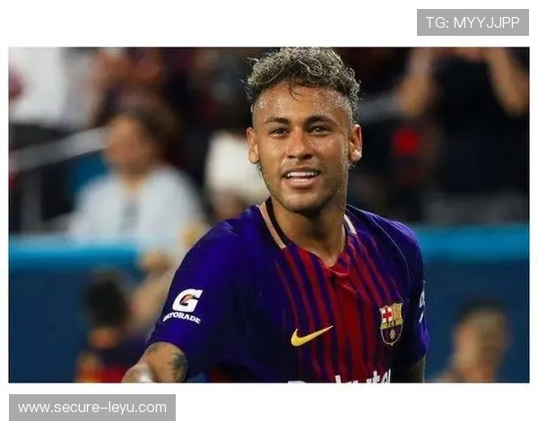 内马尔后点接力破网，巴西前场节节进逼