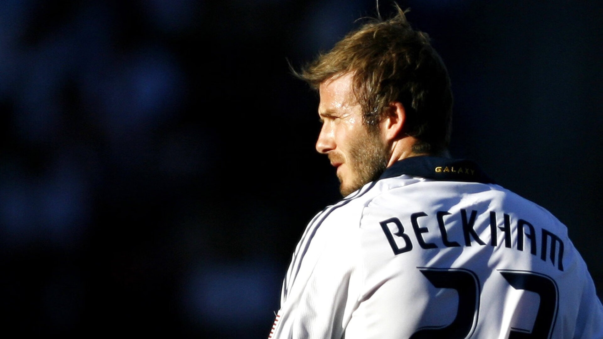 普劳德触壁瞬间领先半个身位,普劳是什么意思